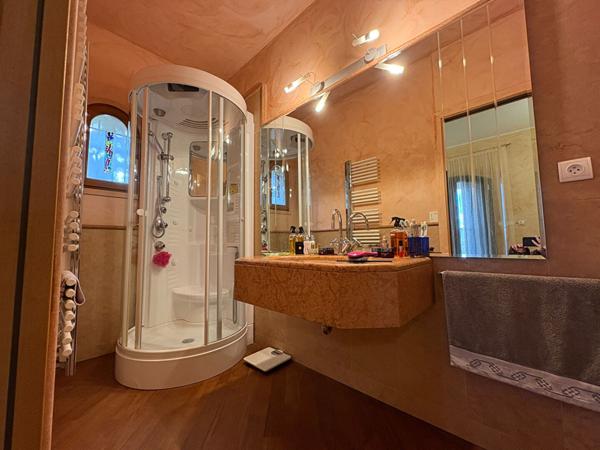 Maison Cagnes Sur Mer 4 pièce(s) 240 m² habitables