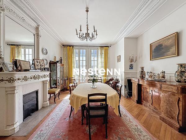 Appartement de Prestige. 136 m² Traversant , 3e Étage avec Ascenseur, Secteur Carnot / Paris 17e