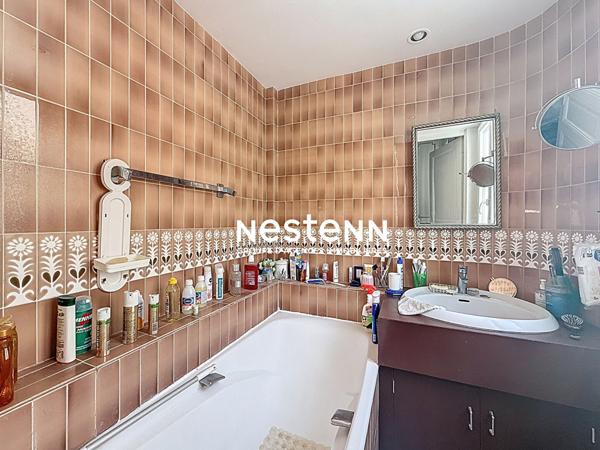 Appartement de Prestige. 136 m² Traversant , 3e Étage avec Ascenseur, Secteur Carnot / Paris 17e