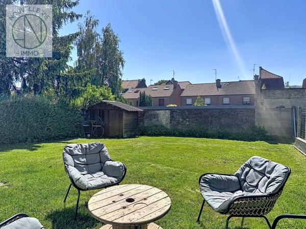 Maison
                                                                                                                                                                                                                                                                                                                        4 pièce(s)                                                                                                                                                                                                          4 chambre(s)                                                                                                                                                                                                          82  m²
