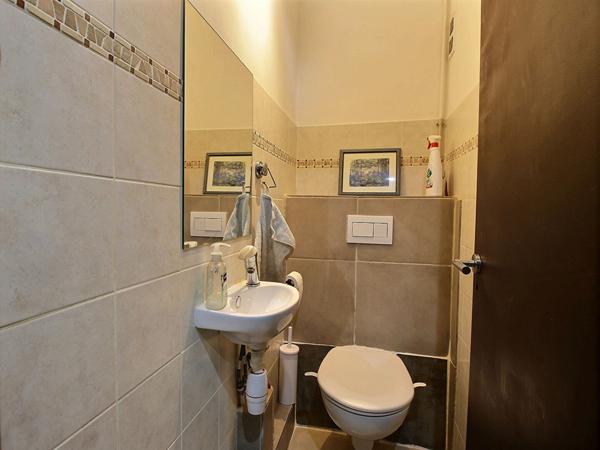 Appartement Avignon 3 pièce(s) 59.53 m2 balcon et stationnement