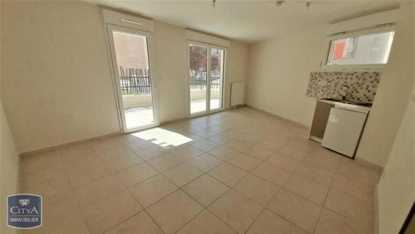 Appartement à louer 1 pièce 37.94m²