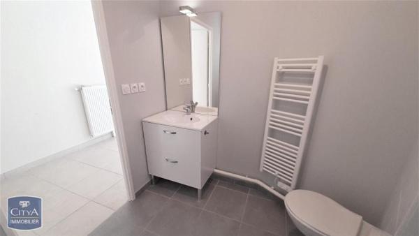 Appartement à louer 1 pièce 37.94m²