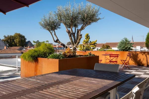 Luxueux Appartement avec Terrasse paysagée et Parkings