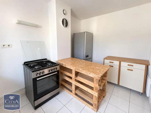 Maison à louer 4 pièces 85.47m² Capendu (11700)