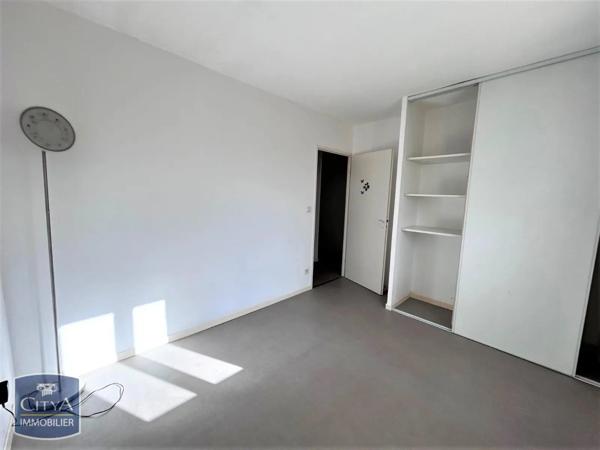 Maison à louer 4 pièces 85.47m² Capendu (11700)