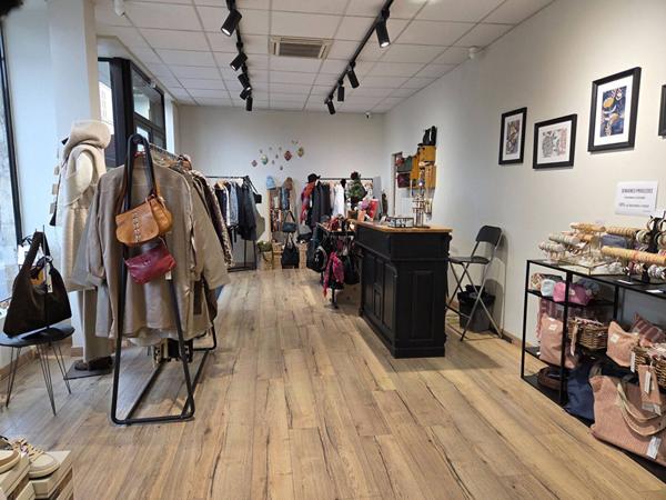 Rochefort LOCAL 55 m2