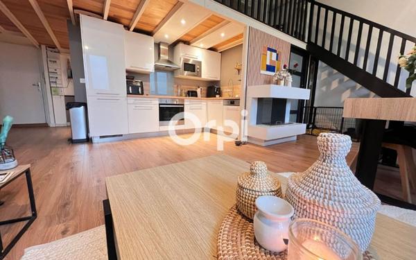 Appartement à vendre    3 pièces • 80 m2 Tourcoing