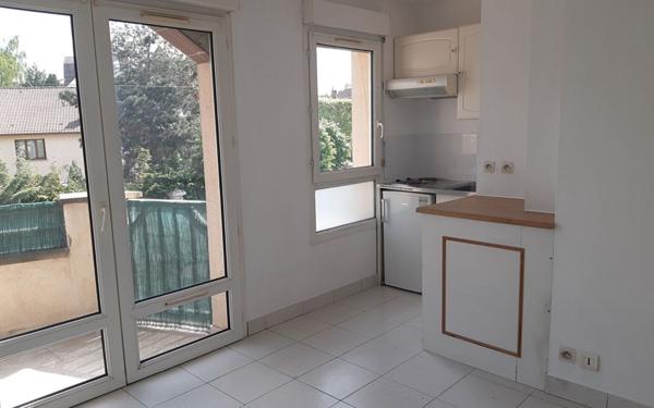 Appartement à louer    2 pièces • 24,05 m2 Sainte-Geneviève-des-Bois