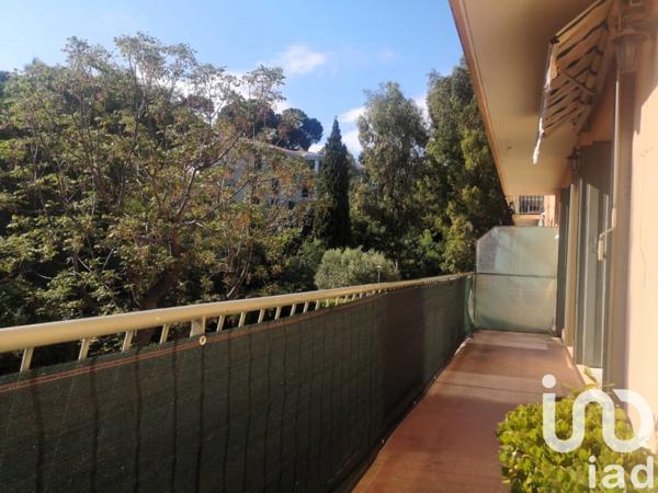 Appartement 4 pièces de 68 m² à Hyères (83400)