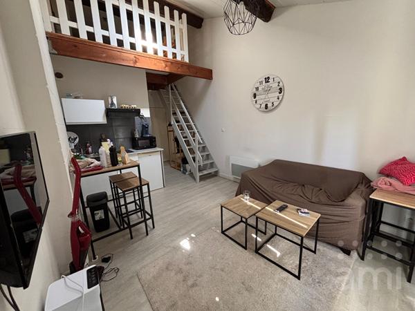 STUDIO MEUBLE NIORT - 1 pièce(s) - 23 m2