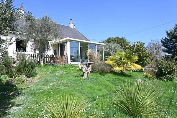 EN EXCLUSIVITE A CRISSAY SUR MANSE