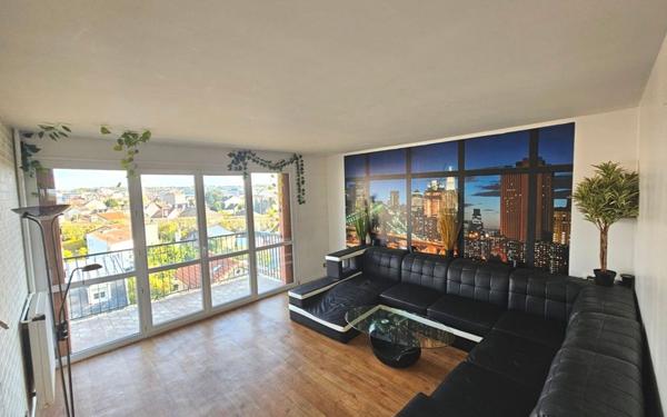 Appartement à vendre    2 pièces • 54 m2 Les Pavillons-sous-Bois