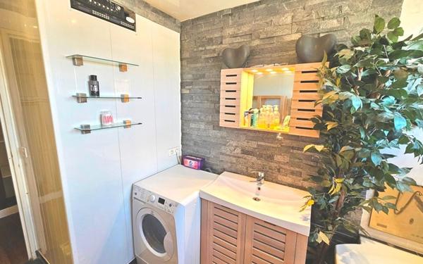 Appartement à vendre    2 pièces • 54 m2 Les Pavillons-sous-Bois