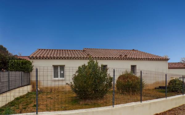 Maison à vendre    4 pièces • 90 m2 Villeneuve