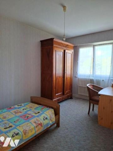 MAISON non mitoyenne de 130 M2 habitable disposant 4 chambres