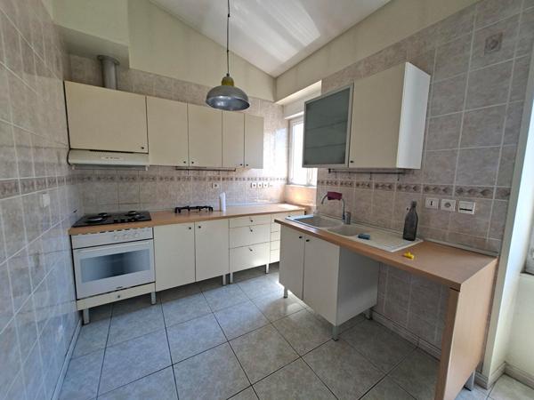 CHARTRONS APT T4 DUPLEX 78M²