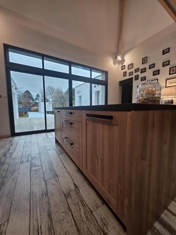 Grande Villa familiale de plein pieds avec piscine