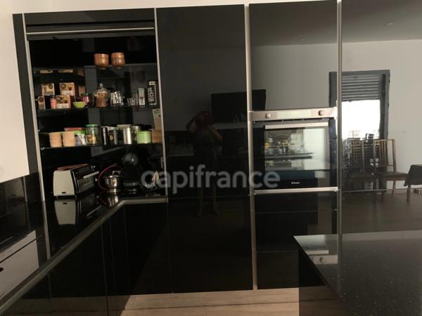 Villa architecte à vendre 6 pièces proche de CARCASSONNE (11) 186,80m2 habitable sur terrain de 1926m2