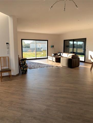 Villa architecte à vendre 6 pièces proche de CARCASSONNE (11) 186,80m2 habitable sur terrain de 1926m2