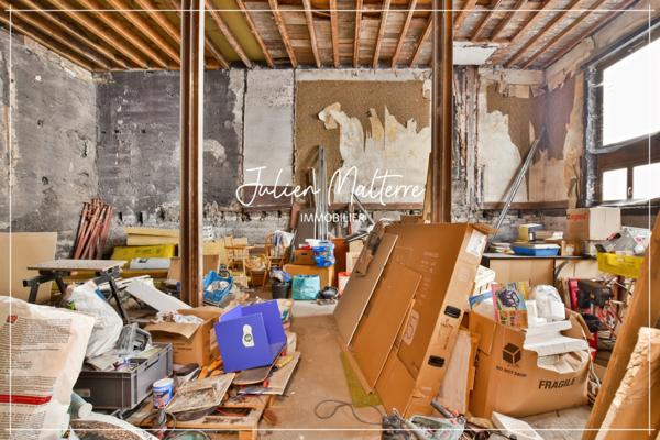 SAINT ETIENNE (42) - Plateau brut à aménager dans petite copropriété, rue Désiré Claude