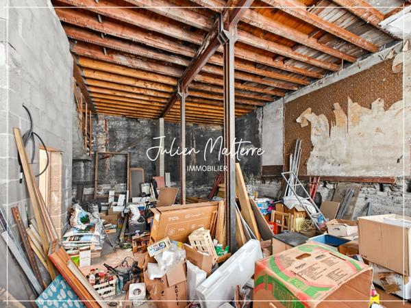 SAINT ETIENNE (42) - Plateau brut à aménager dans petite copropriété, rue Désiré Claude