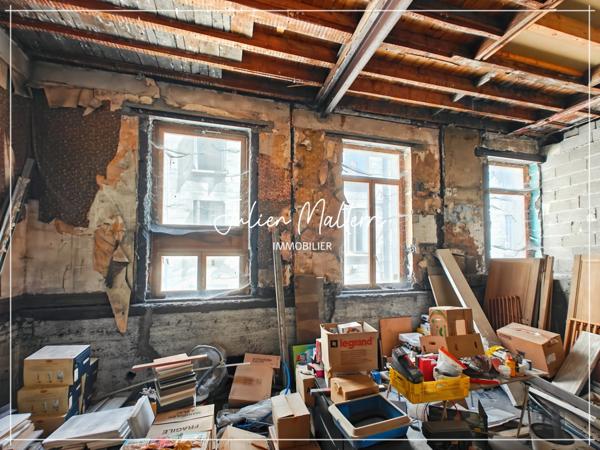 SAINT ETIENNE (42) - Plateau brut à aménager dans petite copropriété, rue Désiré Claude