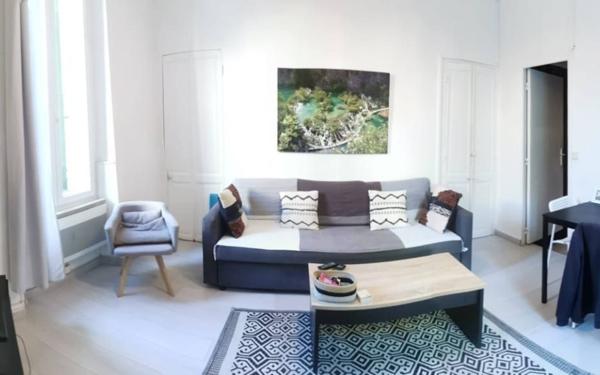 Appartement à vendre    2 pièces • 33,53 m2 Pertuis