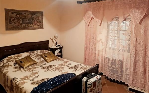 Maison à vendre    3 pièces •  Salérans