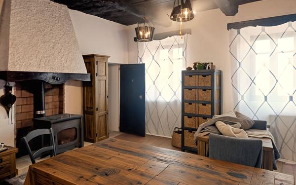 Maison à vendre    3 pièces •  Salérans