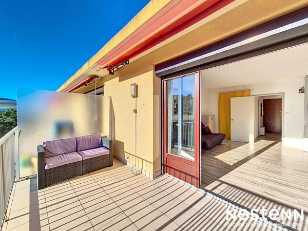 Appartement d'environ 38 m² à Cavalaire-sur-Mer au dernier étage proche des plages et des commerces