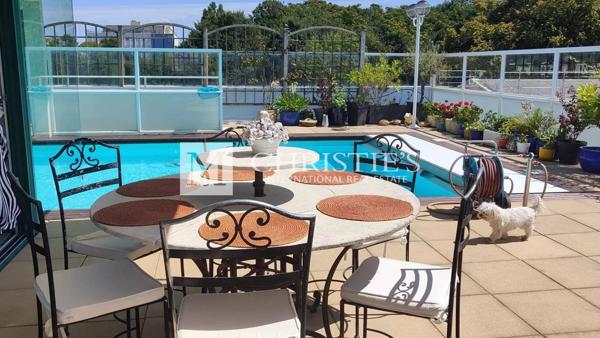 LA ROCHELLE – Appartement DERNIER ETAGE AVEC GRANDE TERRASSE PISCINE – double garage