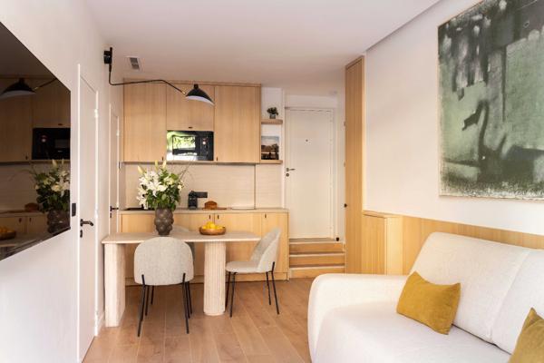 VENTE — 2 APPARTEMENTS EXPLOITÉS EN LOCATION COURTE DURÉE Paris 12ème | Boulevard de Picpus | Déclaration de Parahôtellerie incluse