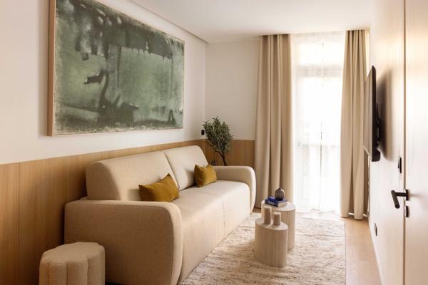 VENTE — 2 APPARTEMENTS EXPLOITÉS EN LOCATION COURTE DURÉE Paris 12ème | Boulevard de Picpus | Déclaration de Parahôtellerie incluse