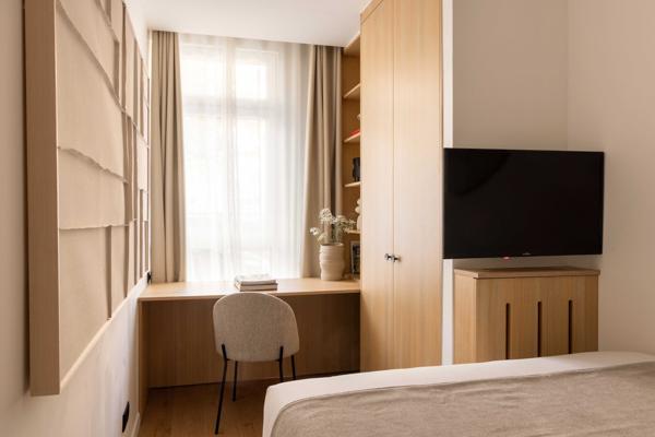 VENTE — 2 APPARTEMENTS EXPLOITÉS EN LOCATION COURTE DURÉE Paris 12ème | Boulevard de Picpus | Déclaration de Parahôtellerie incluse