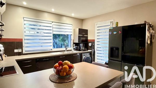 Maison à vendre 8 pièces 132 m² Carpentras