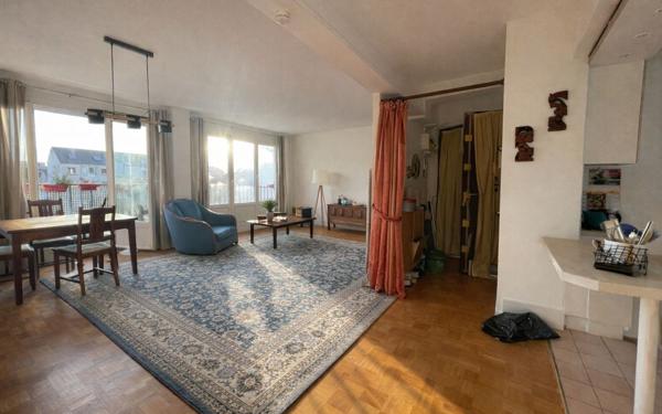 Appartement à vendre    4 pièces • 85,36 m2 Saint-Maur-des-Fossés