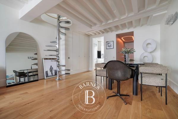 Paris 3ème, Appartement 2 Chambres -  89 m² à vendre