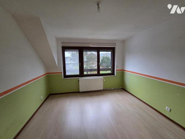 LAMBERSART - PROXIMITE METRO - MAISON BEL ETAGE - 3 CHAMBRES - GARAGE - JARDIN- TRAVAUX