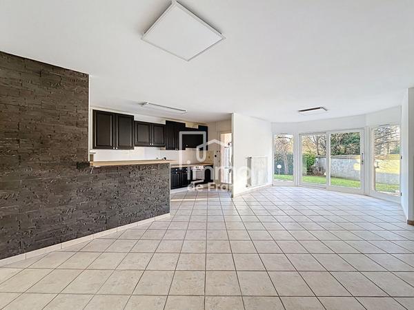 Appartement Oyonnax 4 pièce(s) 93 m2
