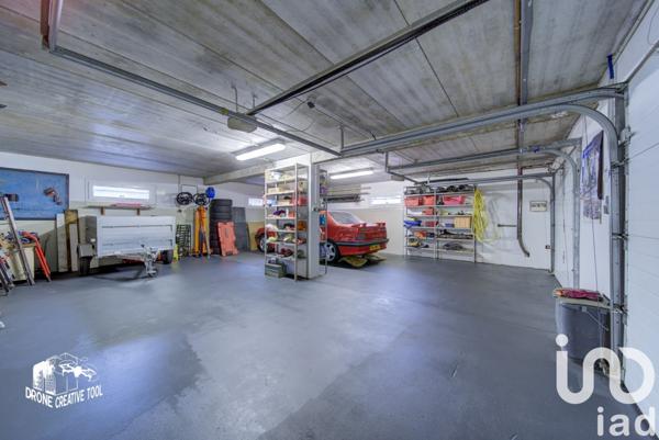 Maison 5 pièces de 265 m² à Fameck (57290)