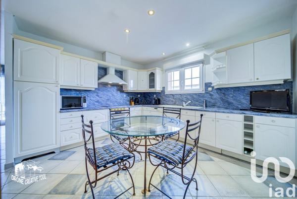 Maison 5 pièces de 265 m² à Fameck (57290)