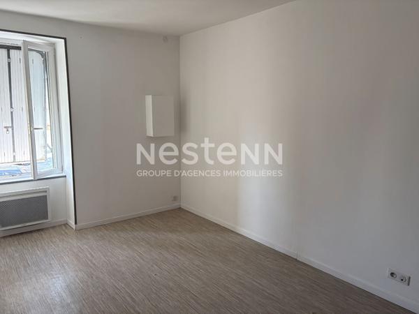 immeuble à Saint Pierre Des Echaubrognes 134m2
