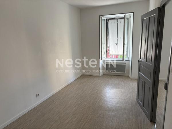 immeuble à Saint Pierre Des Echaubrognes 134m2