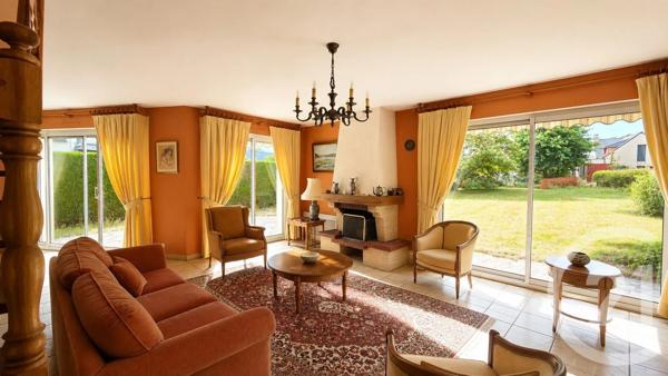 Maison à vendre  6 pièces - 140 m 2   SENE  - 56