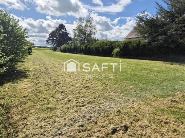 Terrain d'environ 1 630 m² constructible