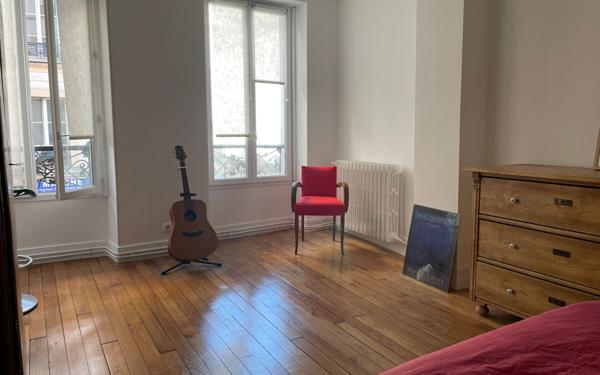 Appartement à vendre    2 pièces • 61,24 m2 Paris 11