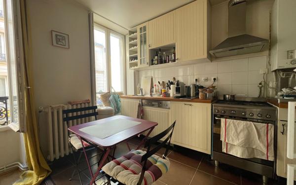 Appartement à vendre    2 pièces • 61,24 m2 Paris 11