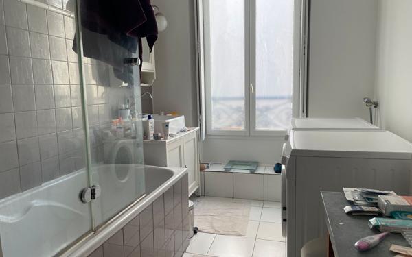Appartement à vendre    2 pièces • 61,24 m2 Paris 11