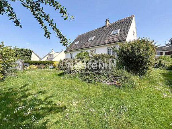 Maison d'environ 152m² sur sous sol total - LONGJUMEAU secteur pavillonnaire